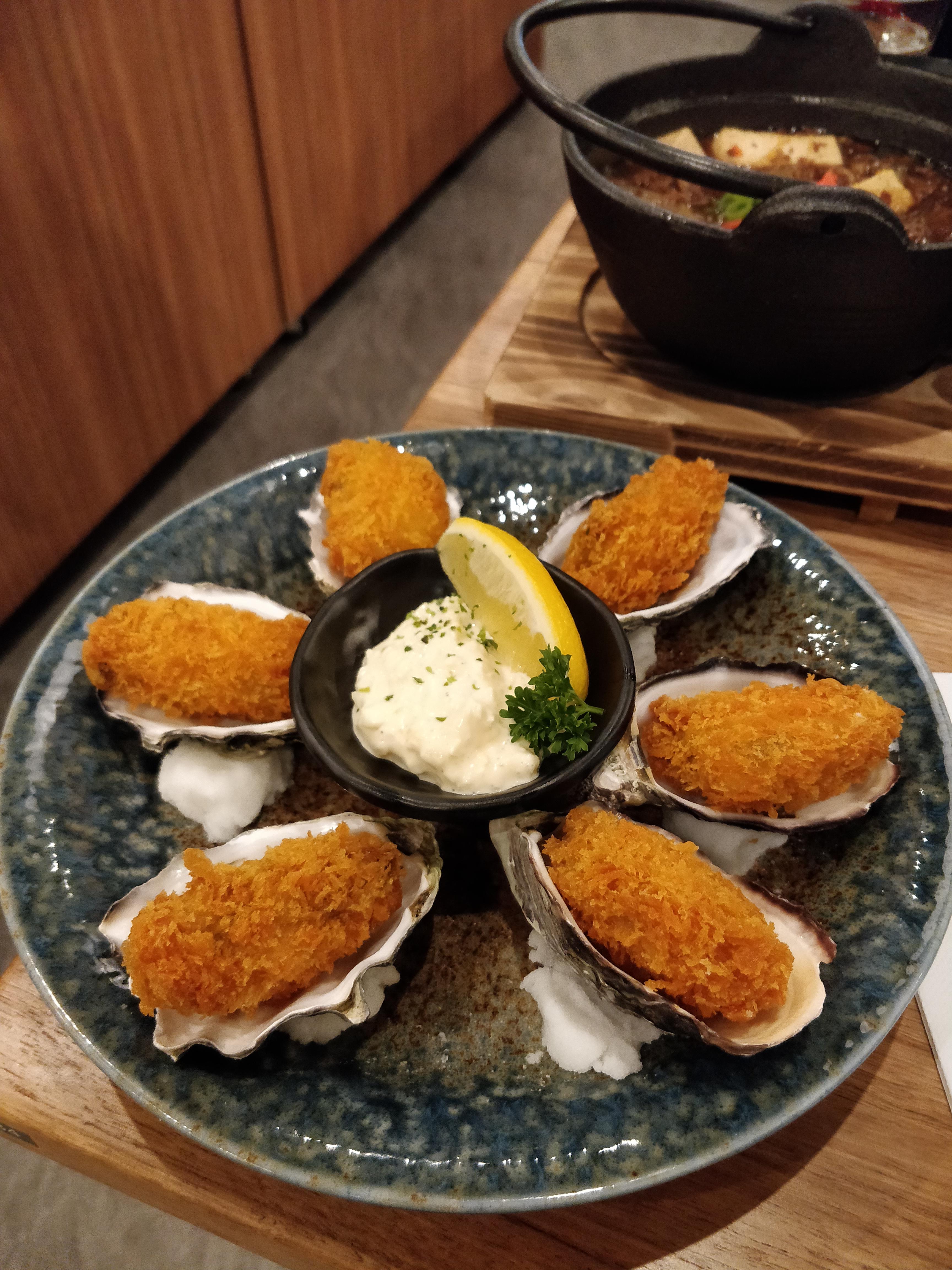 what do fried oysters taste like
