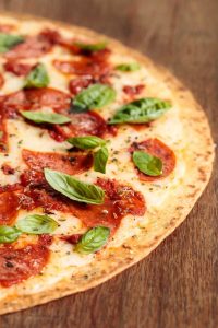 how to make thin crust pizza
