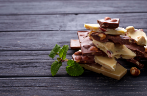is almond bark the same as white chocolate