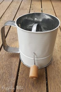 how to use an older sifter