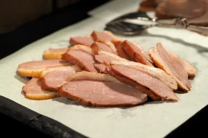 what does duck taste like