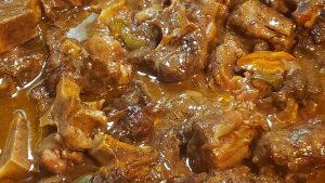 how to cook oxtails in the oven