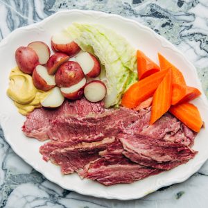 what to eat with corned beef