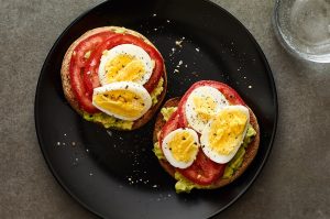 what vegetable goes well with hard boiled eggs
