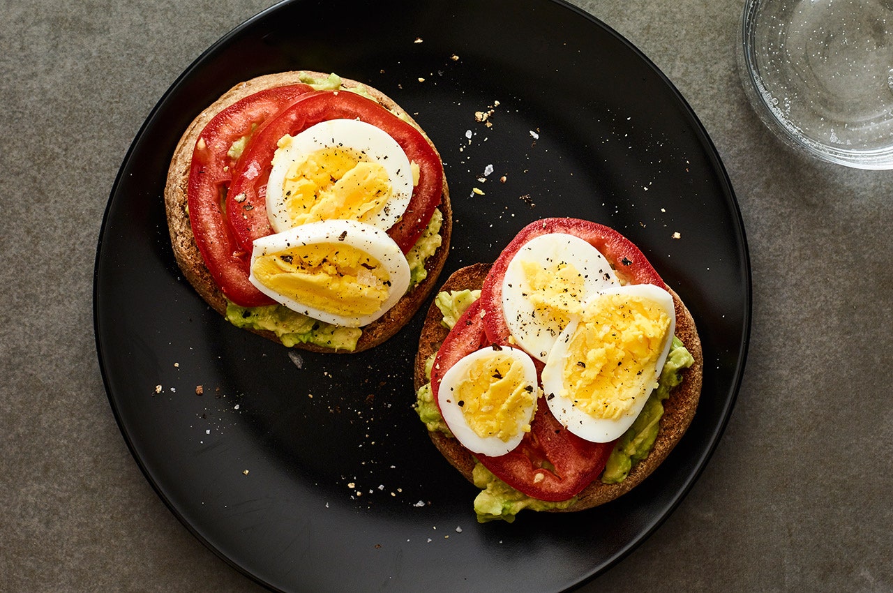what vegetable goes well with hard boiled eggs