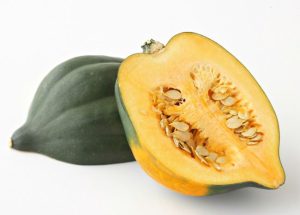 what does acorn squash taste like