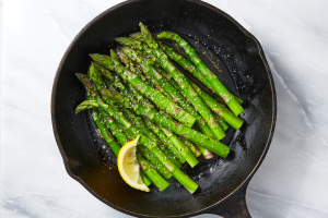 how long to steam asparagus in a steamer
