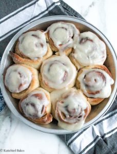 how to make cinnamon bun frosting