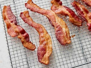 how long to bake bacon