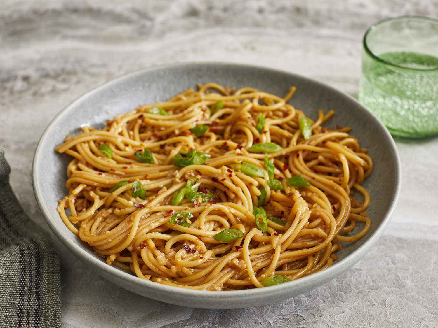 how to make garlic noodles