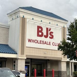 what time does bj’s wholesale close