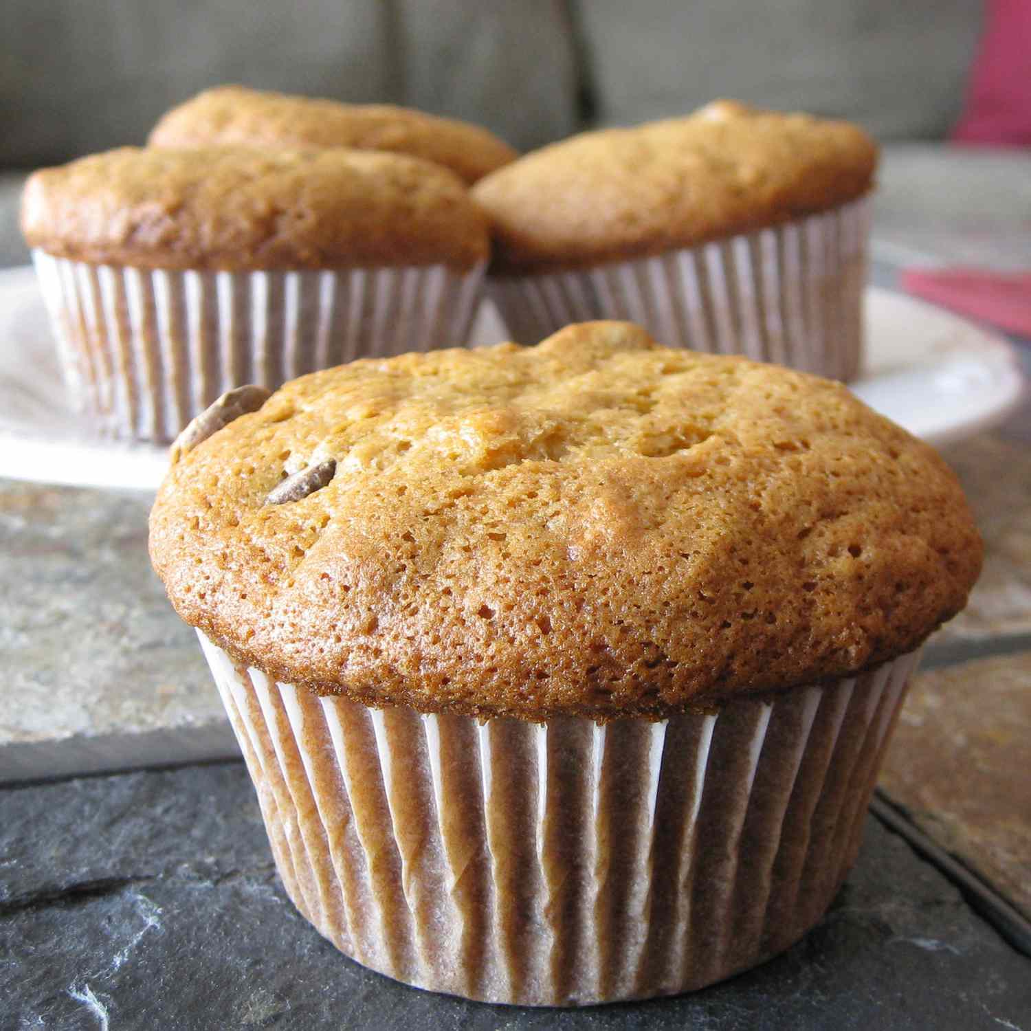 how long to bake banana bread muffins