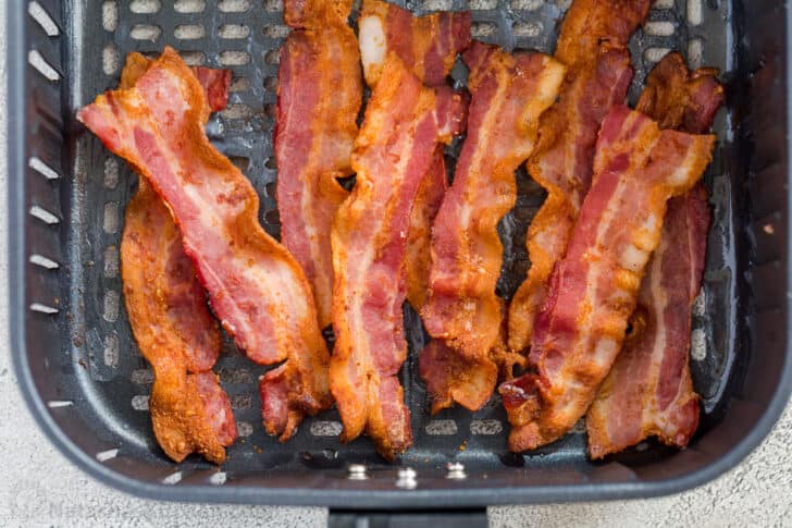 how long to cook bacon in air fryer at 400