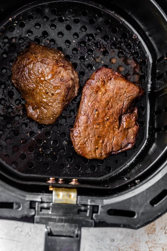 how long to cook steak in air fryer