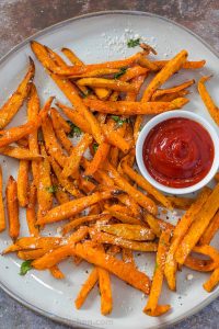 how long to cook sweet potato fries in air fryer