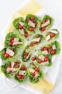 does salad come before appetizers