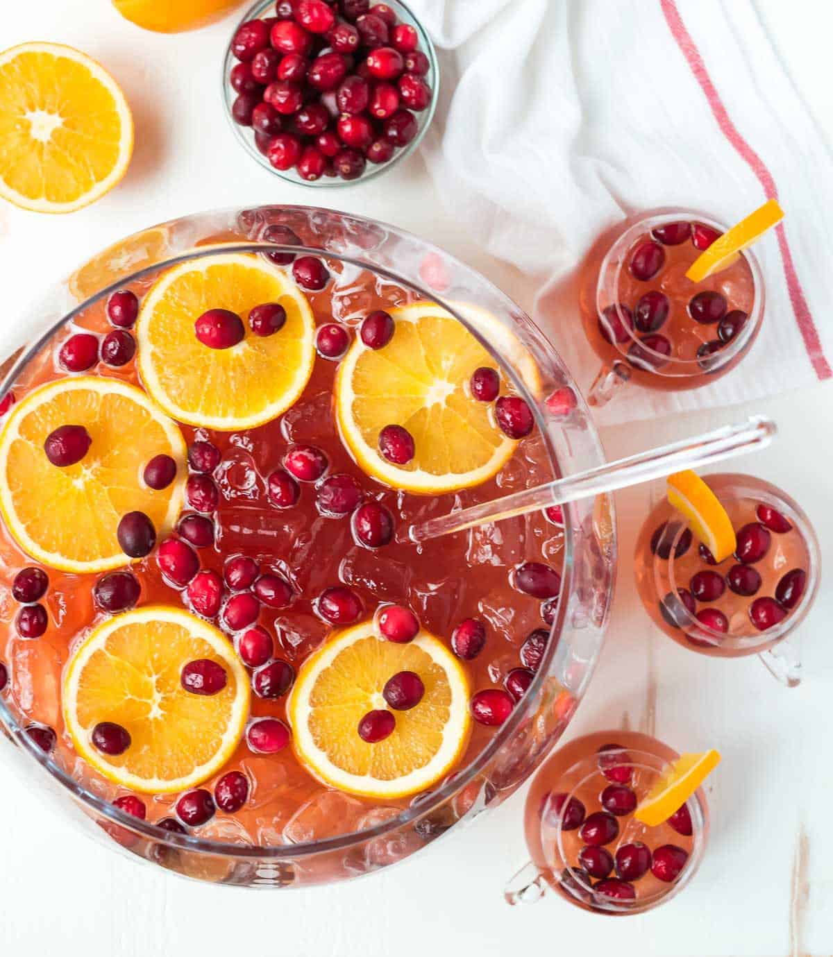 How to make holiday punch
