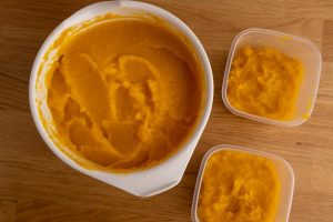 how long does pumpkin puree last in the fridge