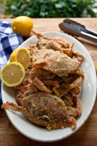 how do you prepare soft shell crabs