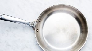 is stainless steel a non stick surface
