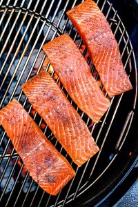 how to cook salmon fillets on gas bbq