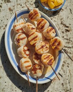 how to grill scallops