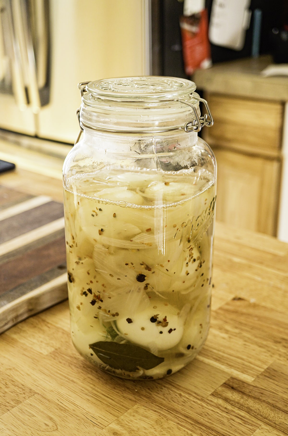 how long do pickled eggs last
