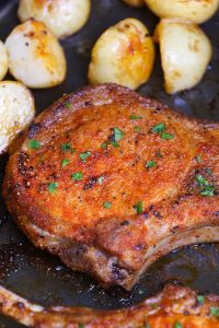 how long to cook pork chops in oven at 350