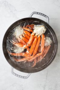 how long to steam crab legs