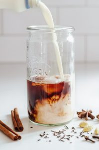 how to make a homemade tea latte with cold milk