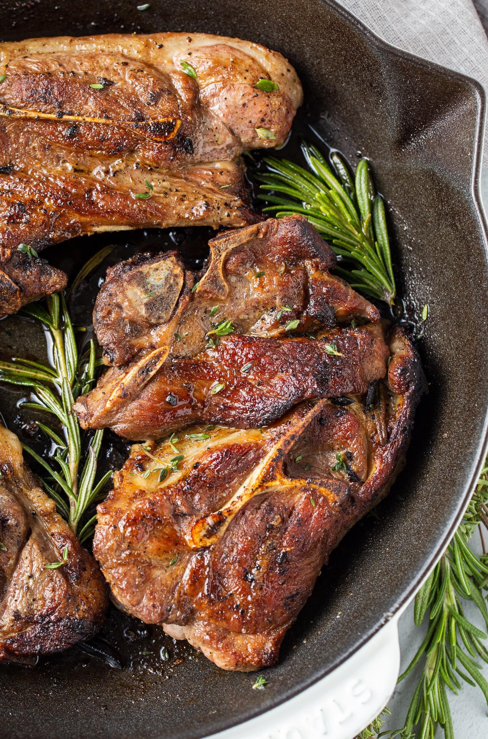 how to cook lamb shoulder