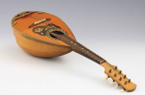 what is a mandolin