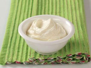 what does mascarpone taste like