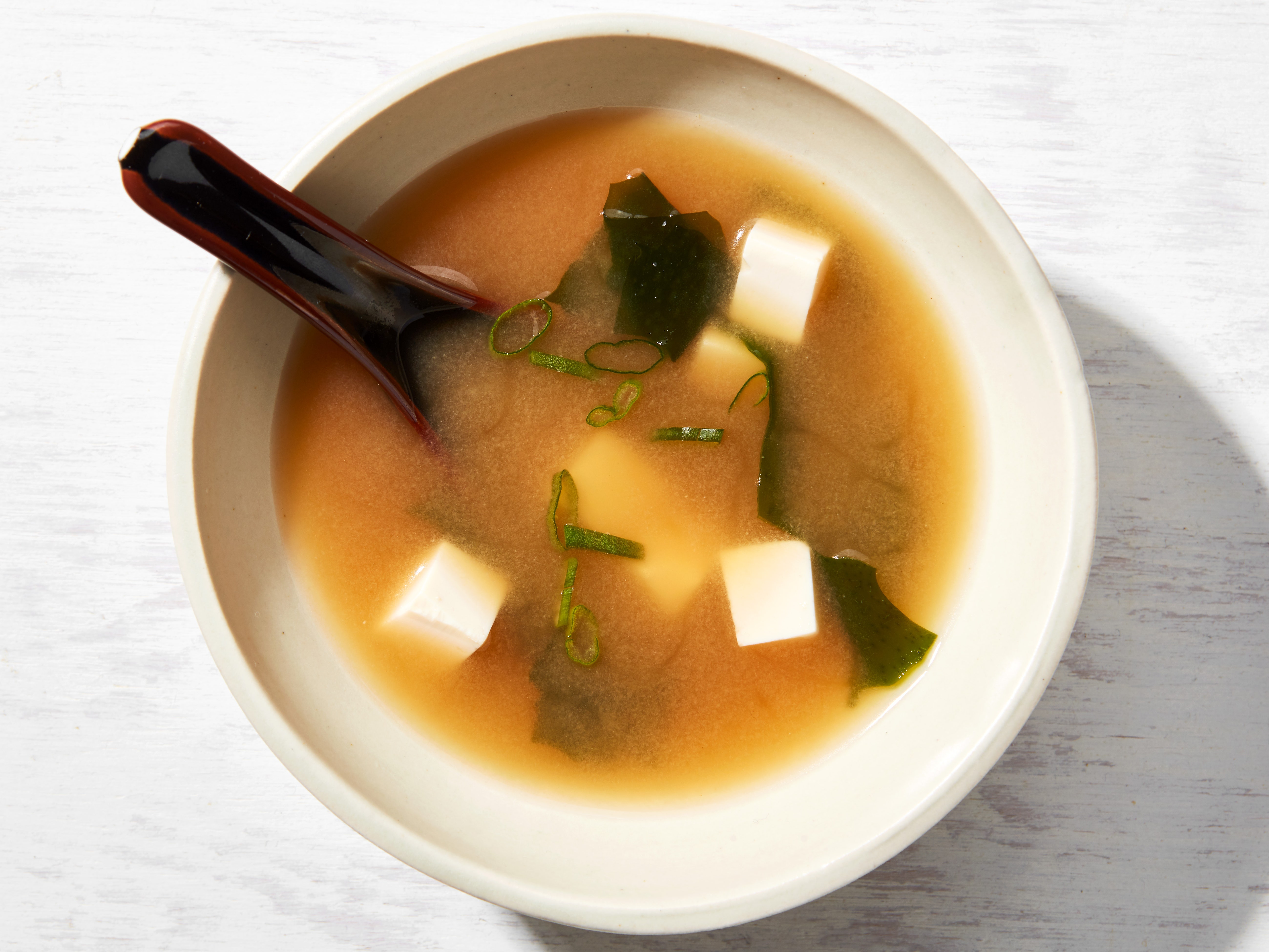 what is in miso soup