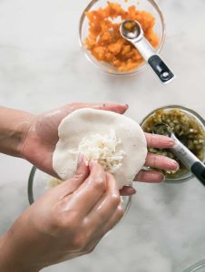 how to make pupusas