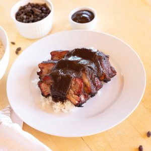 does anyone eat ribs with rice