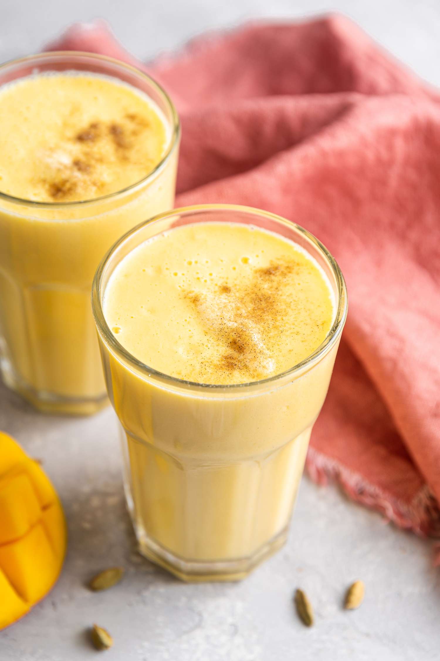 how to make mango lassi with yogurt