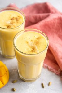 how to make mango lassi