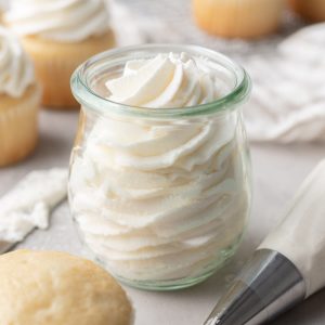 how to stabilize whipped cream