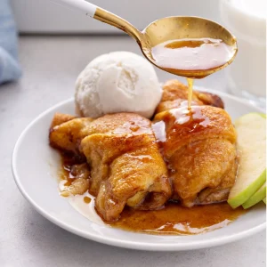 what kind of dough is used to make apple dumplings