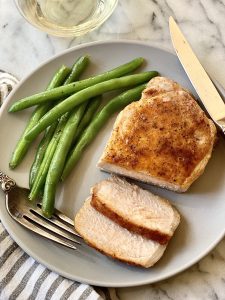 how long to cook boneless pork chops in oven