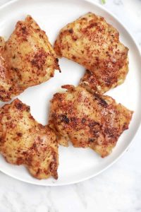 how long to bake boneless chicken thighs at 400