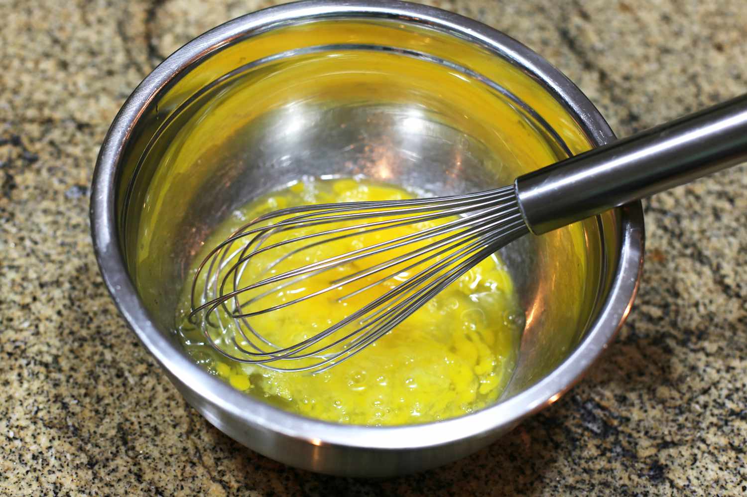 how to beat eggs