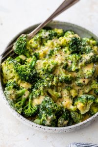 how to make cheesy broccoli