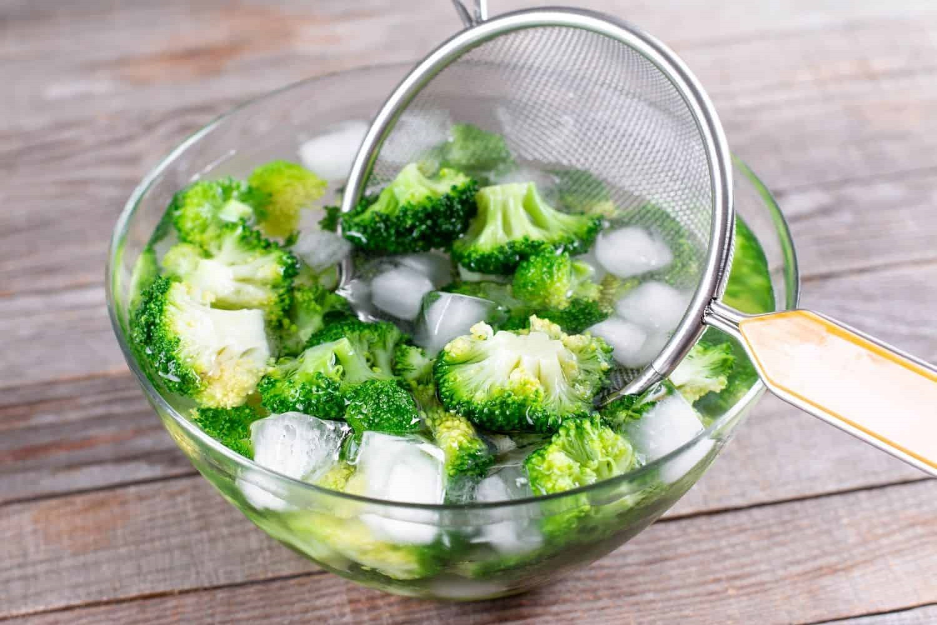 what is blanching in cooking