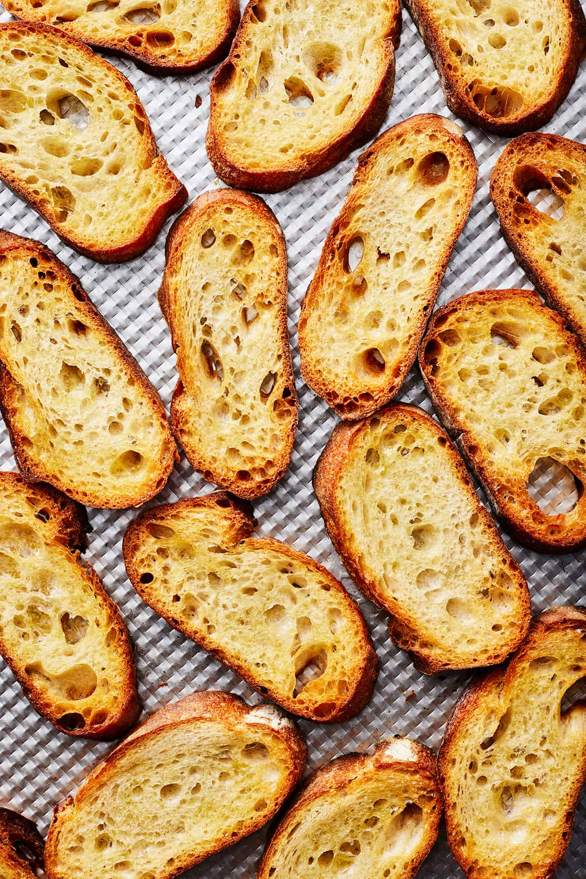 how to make crostini