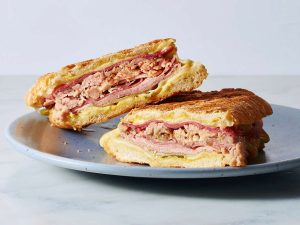 whats on a cuban sandwich