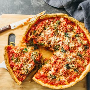 what toppings are usually on deep dish pizza