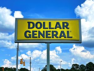 is dollar general open on thanksgiving