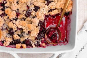 how to make blackberry cobbler